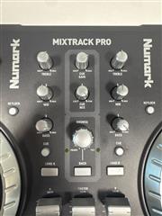 NUMARK ELECTRONICS MIXTRACK PRO